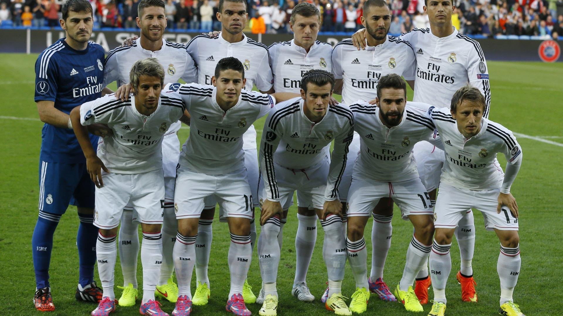 “德甲最后冲刺，争冠重压下球队发挥稳定”，德甲 2022